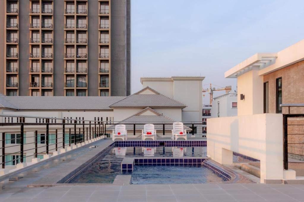 Citismart Residence Pattaya Luaran gambar